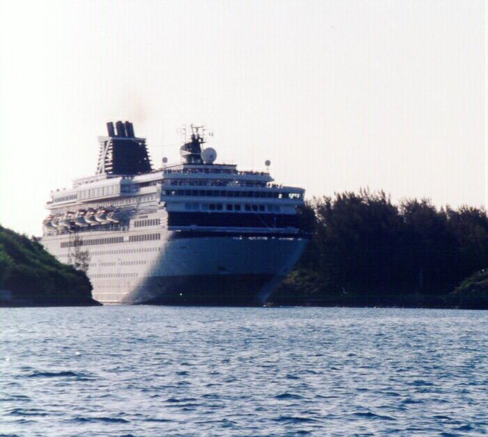 Cruise ship squeezing into Town Cut